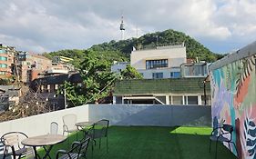 Space Guesthouse